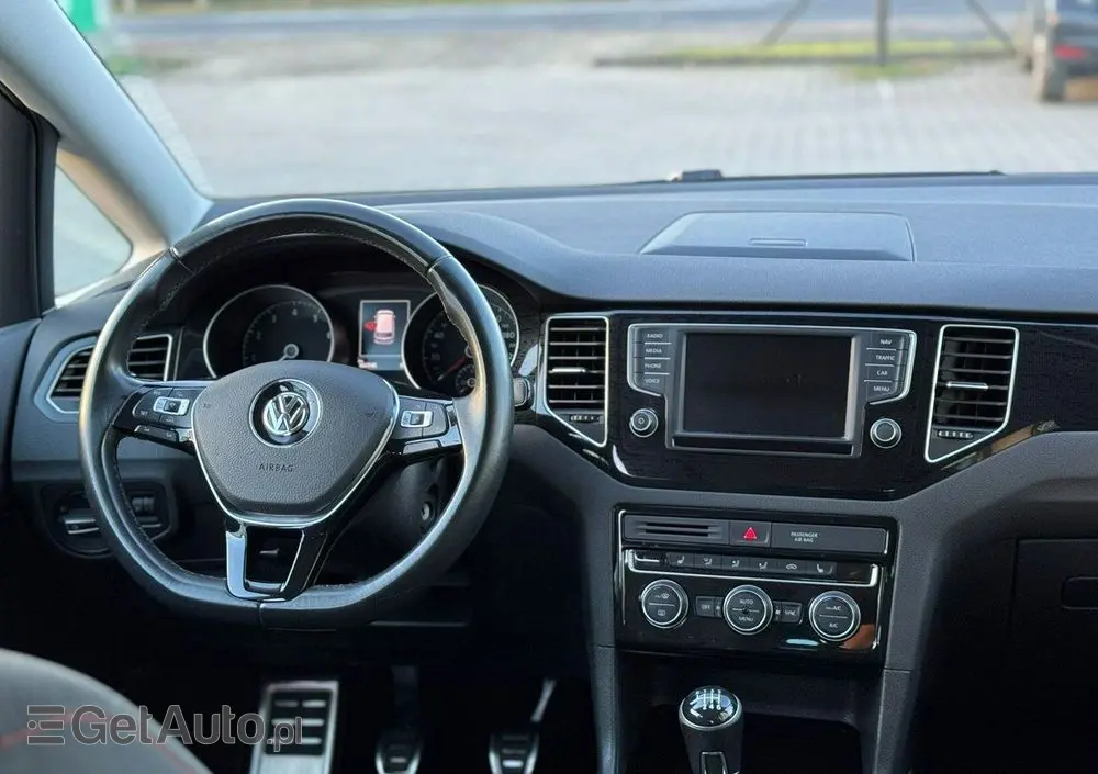 VOLKSWAGEN Golf Sportsvan 1.4 TSI (BlueMotion Technology) Sound