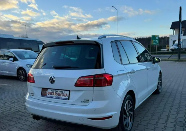 VOLKSWAGEN Golf Sportsvan 1.4 TSI (BlueMotion Technology) Sound