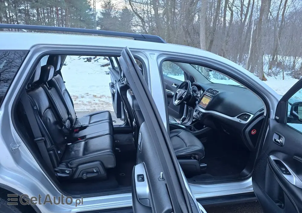 FIAT Freemont 2.0 Multijet 16V DPF Automatik Allrad Black Code