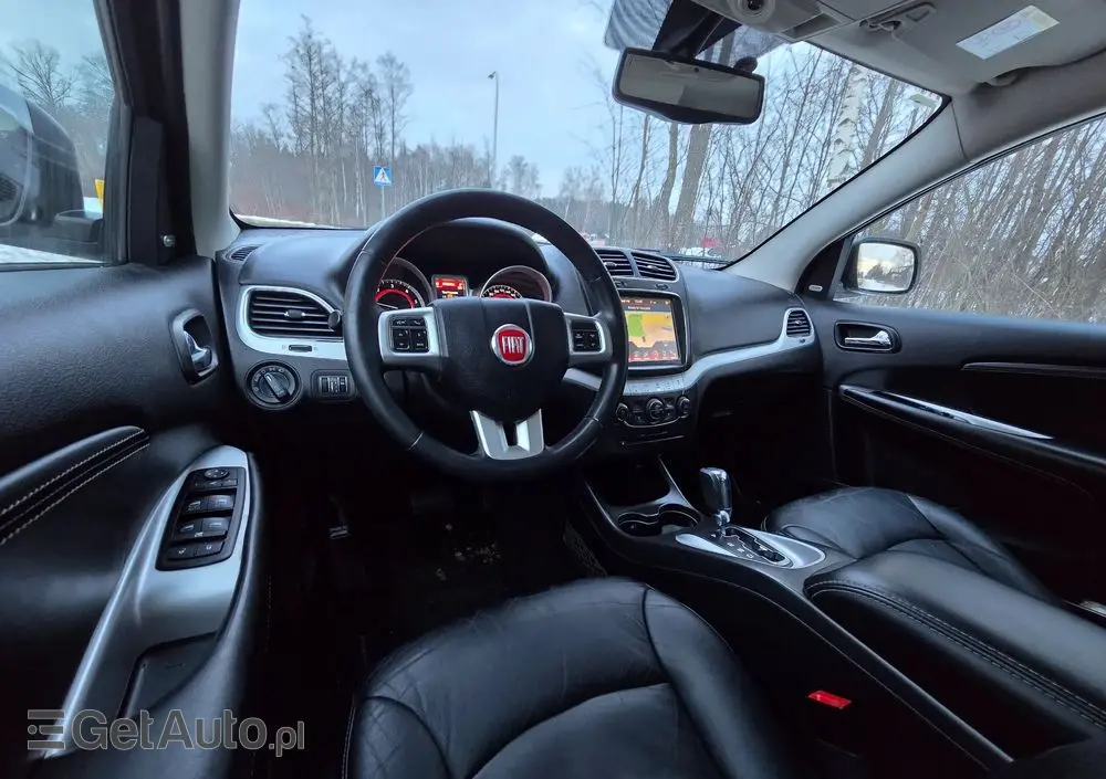 FIAT Freemont 2.0 Multijet 16V DPF Automatik Allrad Black Code