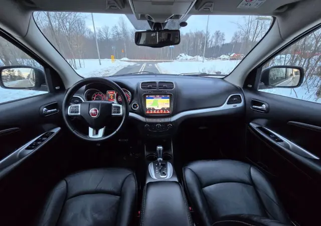 FIAT Freemont 2.0 Multijet 16V DPF Automatik Allrad Black Code