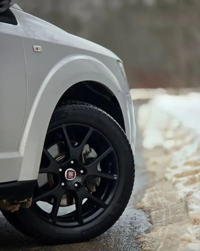 FIAT Freemont 2.0 Multijet 16V DPF Automatik Allrad Black Code