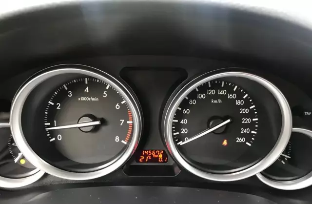 MAZDA 6 