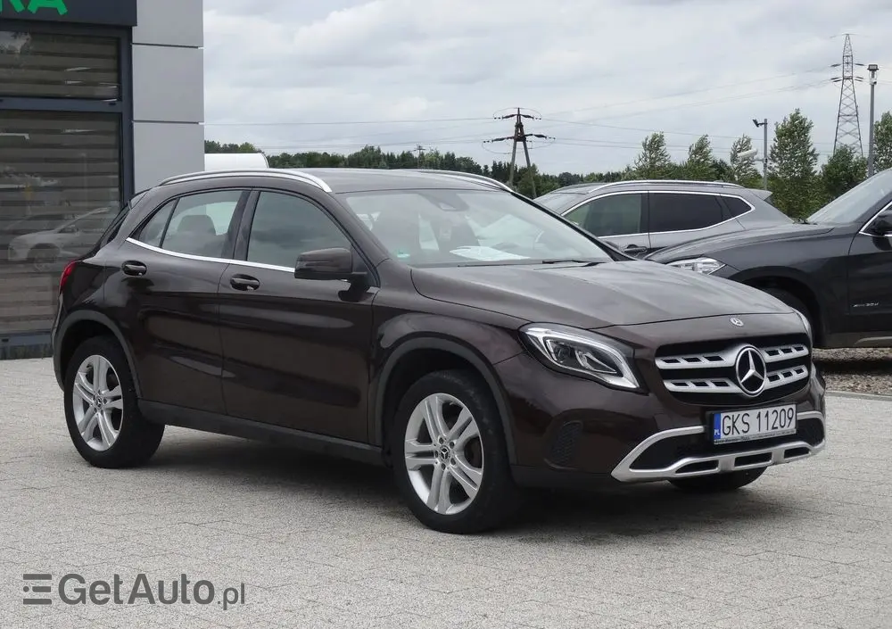 MERCEDES-BENZ GLA 200 d 4Matic 7G-DCT UrbanStyle Edition