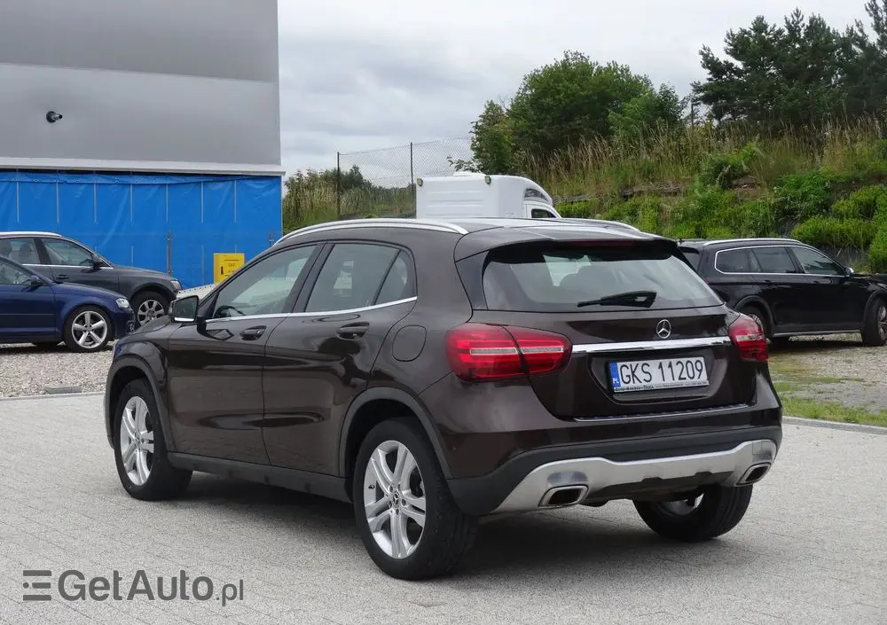 MERCEDES-BENZ GLA 200 d 4Matic 7G-DCT UrbanStyle Edition