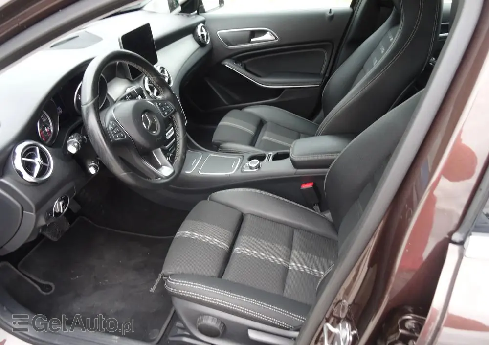 MERCEDES-BENZ GLA 200 d 4Matic 7G-DCT UrbanStyle Edition