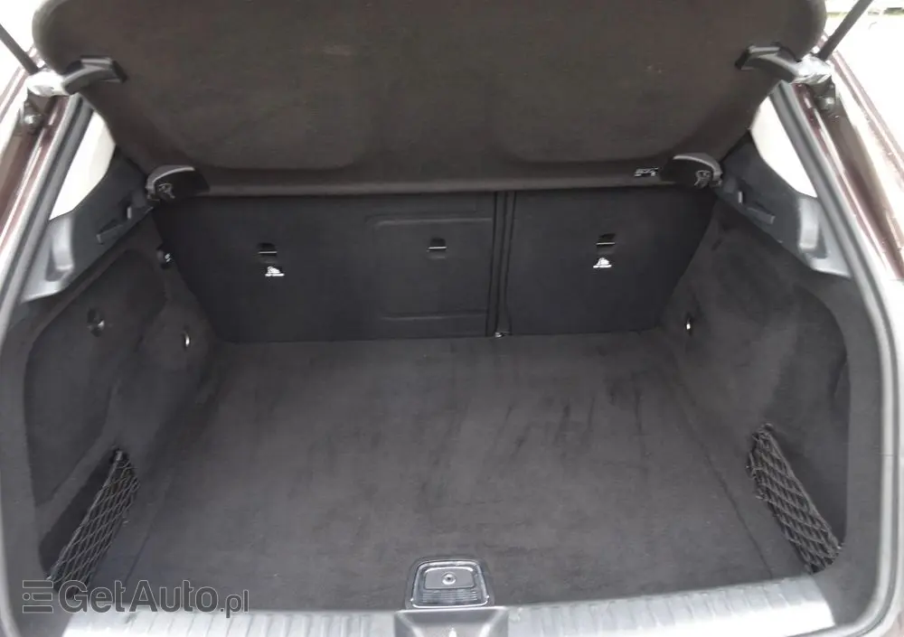 MERCEDES-BENZ GLA 200 d 4Matic 7G-DCT UrbanStyle Edition