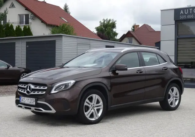 MERCEDES-BENZ GLA 200 d 4Matic 7G-DCT UrbanStyle Edition