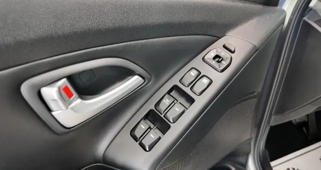 HYUNDAI Ix35 2.0 2WD Automatik Trend