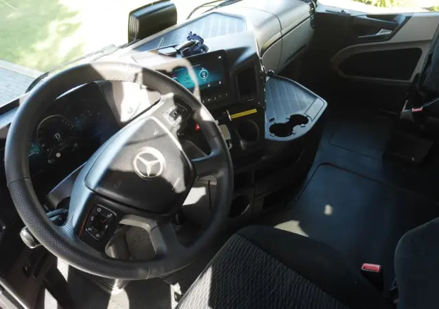 MERCEDES-BENZ Actros 1845 EURO-6 STANDARD/SALON POLSKA/KLIMA POSTOJOWA/ KRAJOWY 