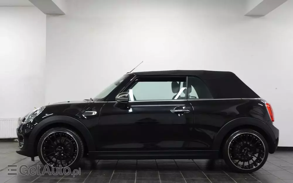 MINI ONE Cabrio