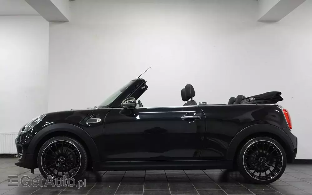 MINI ONE Cabrio