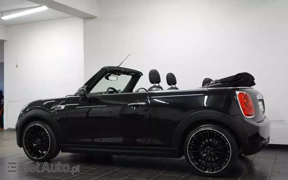MINI ONE Cabrio