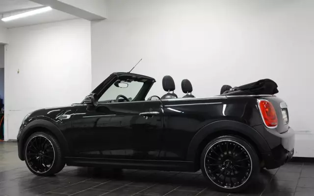 MINI ONE Cabrio