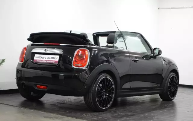 MINI ONE Cabrio