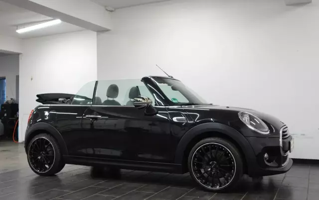MINI ONE Cabrio