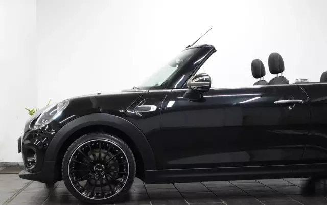 MINI ONE Cabrio