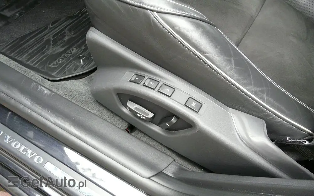 VOLVO V60 D4 AWD Geartronic