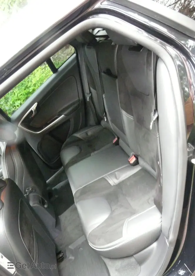 VOLVO V60 D4 AWD Geartronic