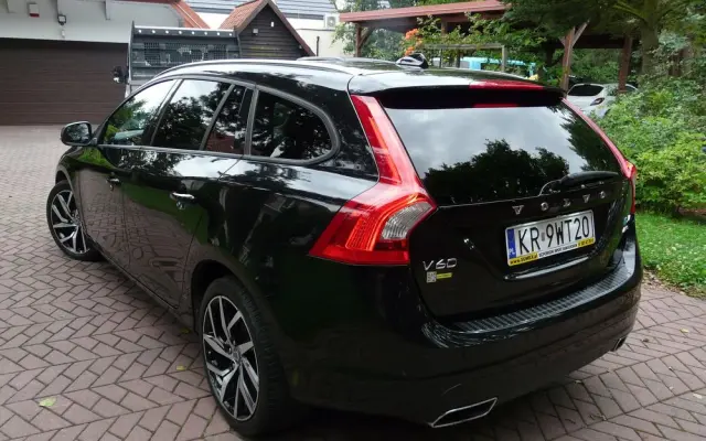 VOLVO V60 D4 AWD Geartronic