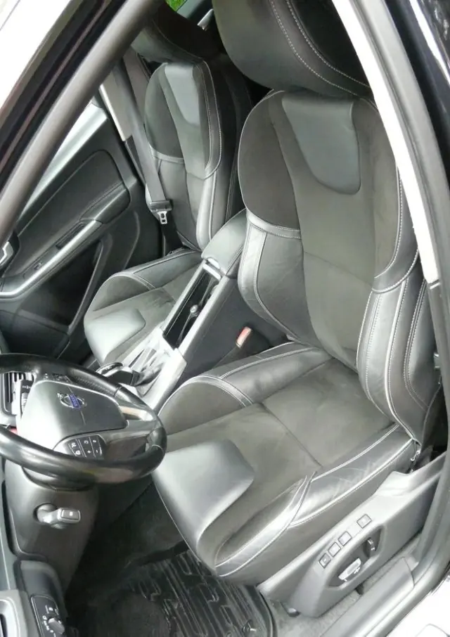 VOLVO V60 D4 AWD Geartronic