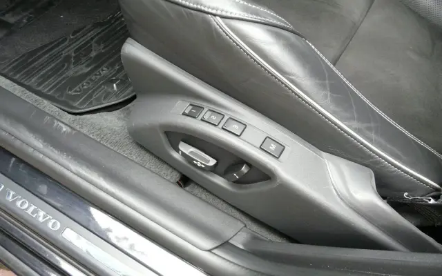 VOLVO V60 D4 AWD Geartronic