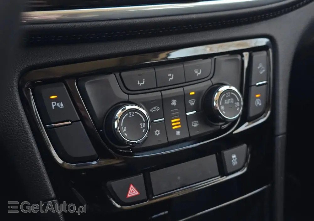 OPEL Mokka 1.4 Turbo Automatik Color Edition