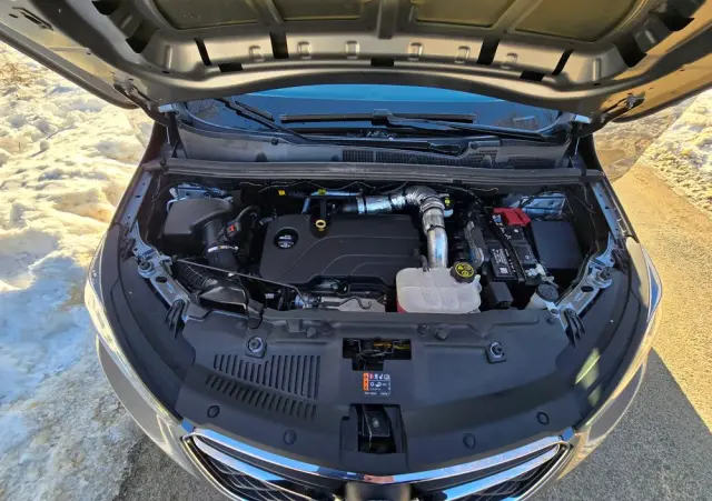 OPEL Mokka 1.4 Turbo Automatik Color Edition