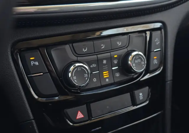 OPEL Mokka 1.4 Turbo Automatik Color Edition