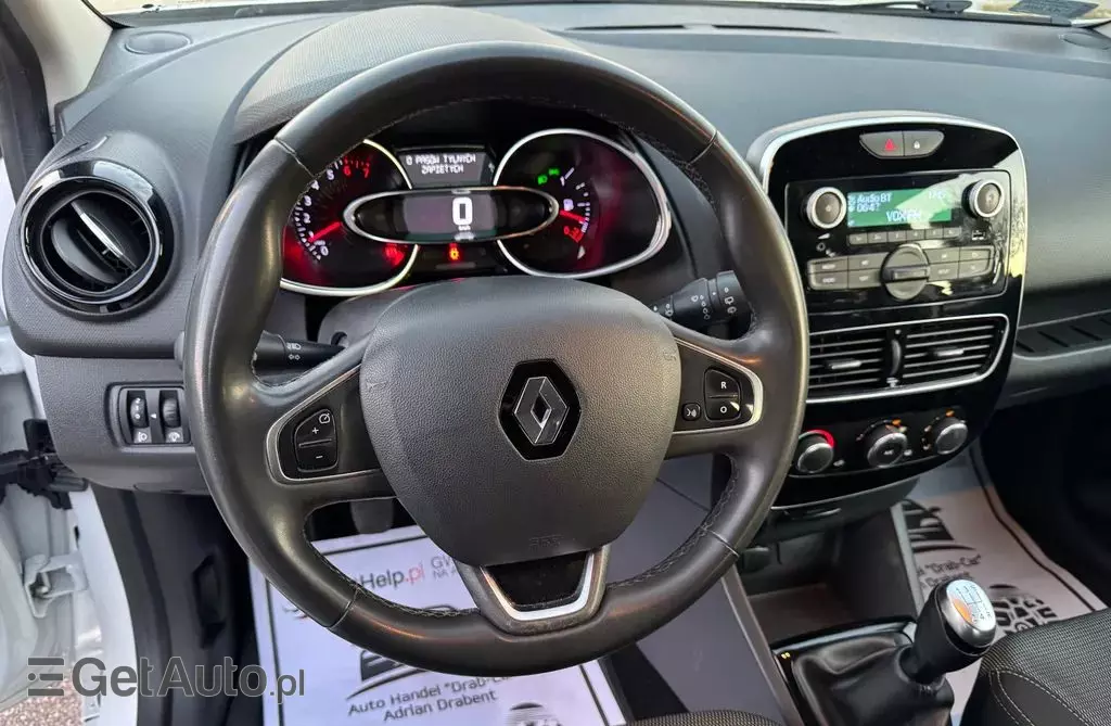 RENAULT Clio 