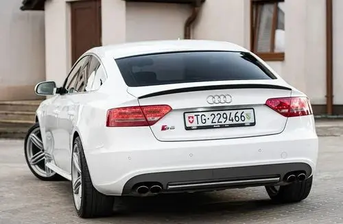 AUDI S5 