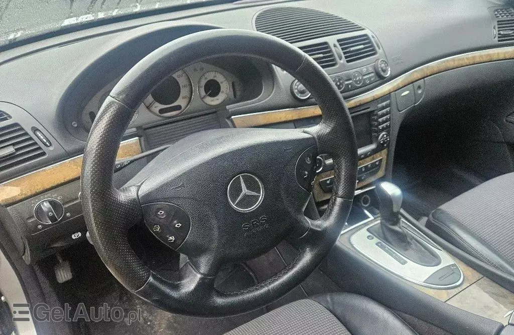 MERCEDES-BENZ Klasa E 
