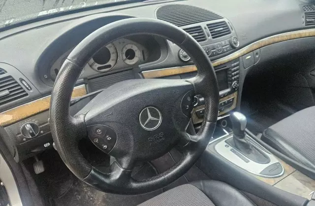 MERCEDES-BENZ Klasa E 