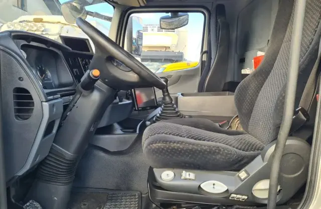MERCEDES-BENZ Axor 