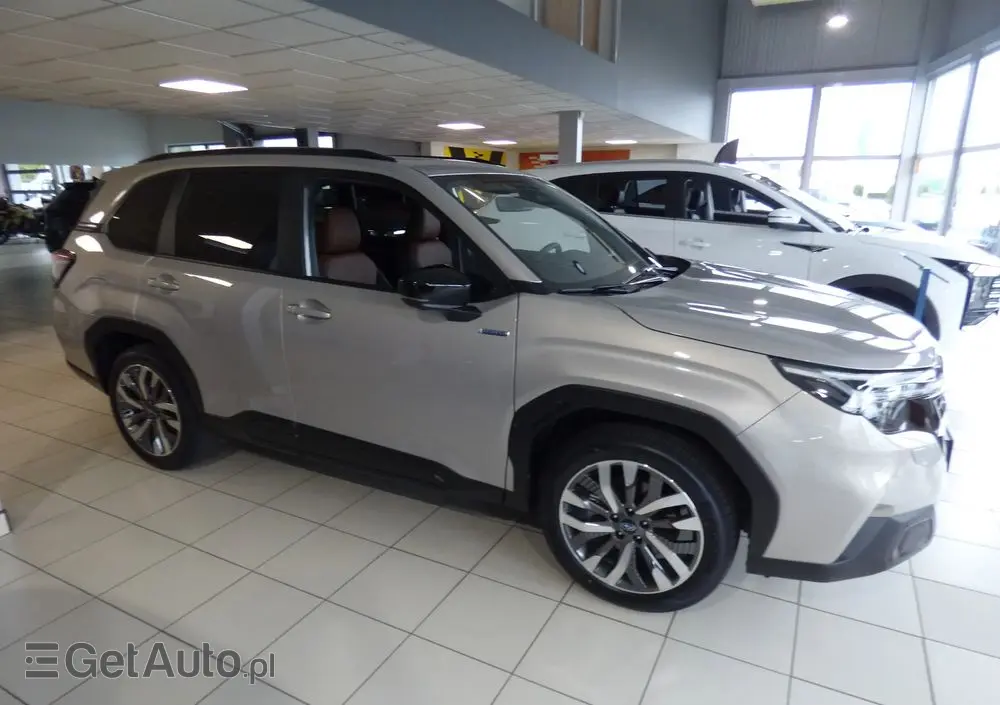 SUBARU Forester 2.0i-L Platinum (EyeSight) Lineartronic