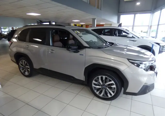 SUBARU Forester 2.0i-L Platinum (EyeSight) Lineartronic