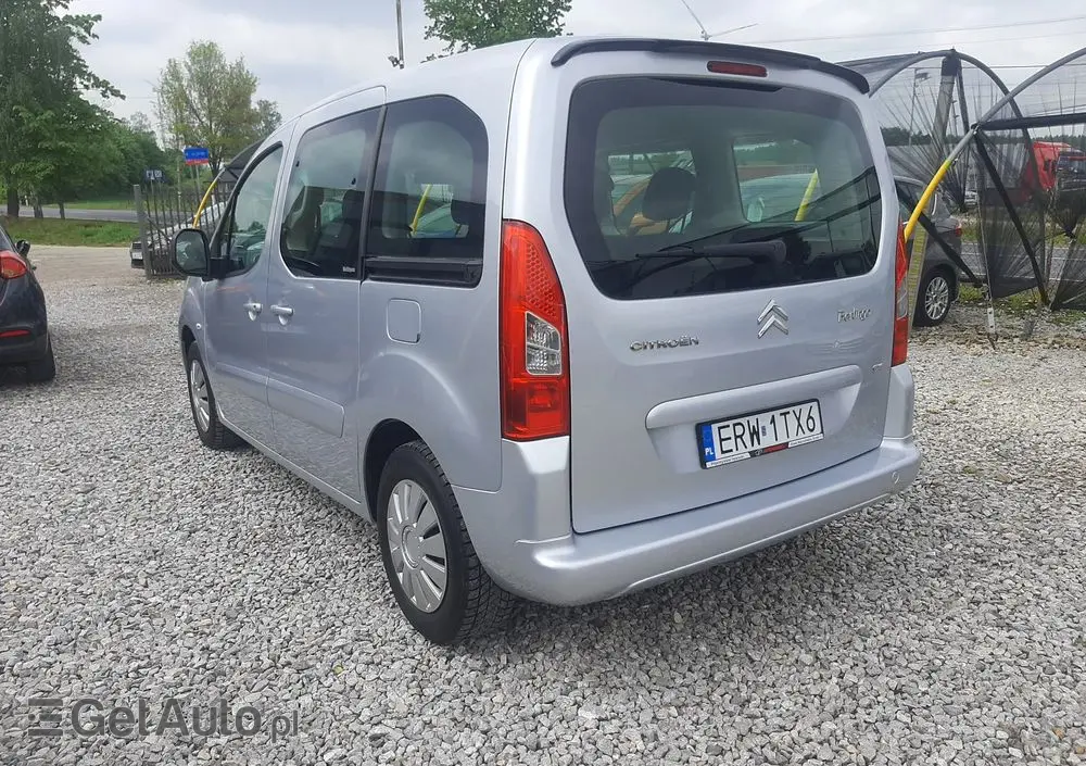 CITROËN Berlingo E-HDi 90 FAP EGS6 Multispace Exclusive