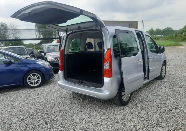 CITROËN Berlingo E-HDi 90 FAP EGS6 Multispace Exclusive