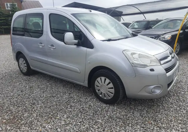 CITROËN Berlingo E-HDi 90 FAP EGS6 Multispace Exclusive
