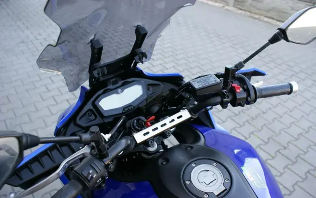YAMAHA Tracer 