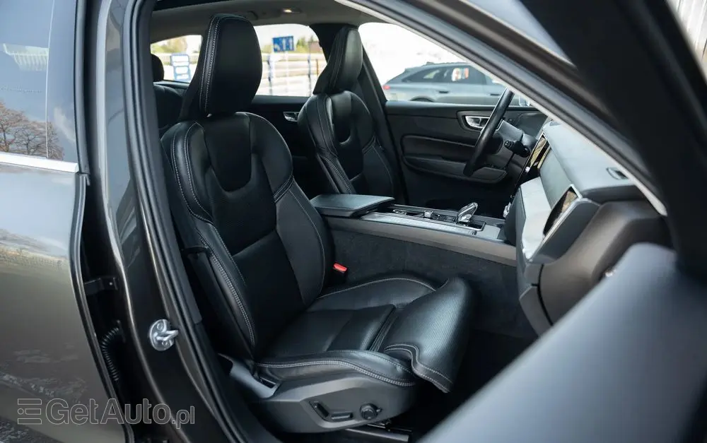 VOLVO XC 60 B4 D AWD Geartronic Inscription