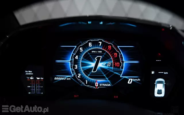 LAMBORGHINI Aventador 