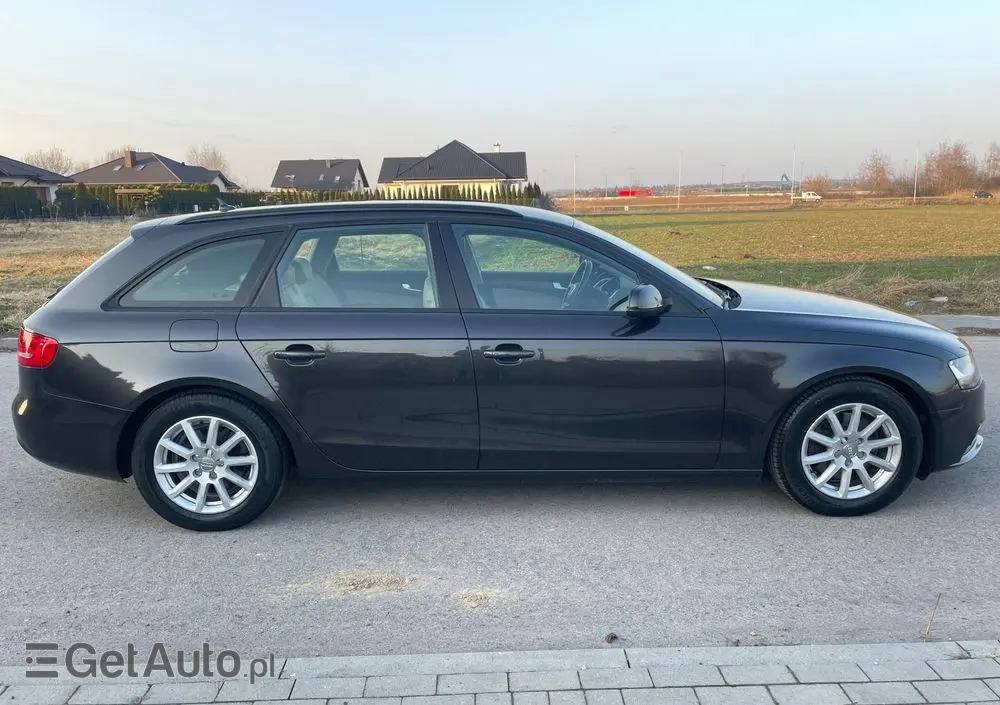 AUDI A4 Avant 
