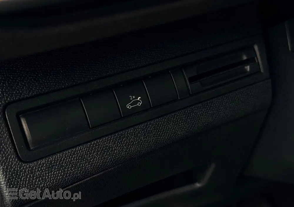 PEUGEOT 3008 BlueHDi 180 Stop & Start EAT8 GT