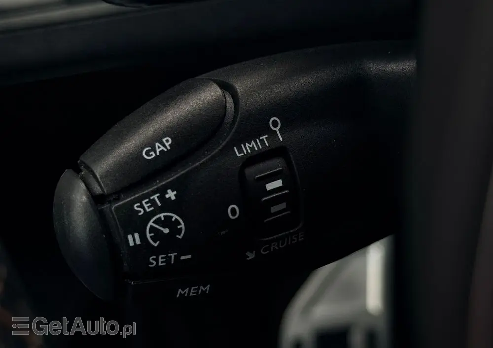 PEUGEOT 3008 BlueHDi 180 Stop & Start EAT8 GT