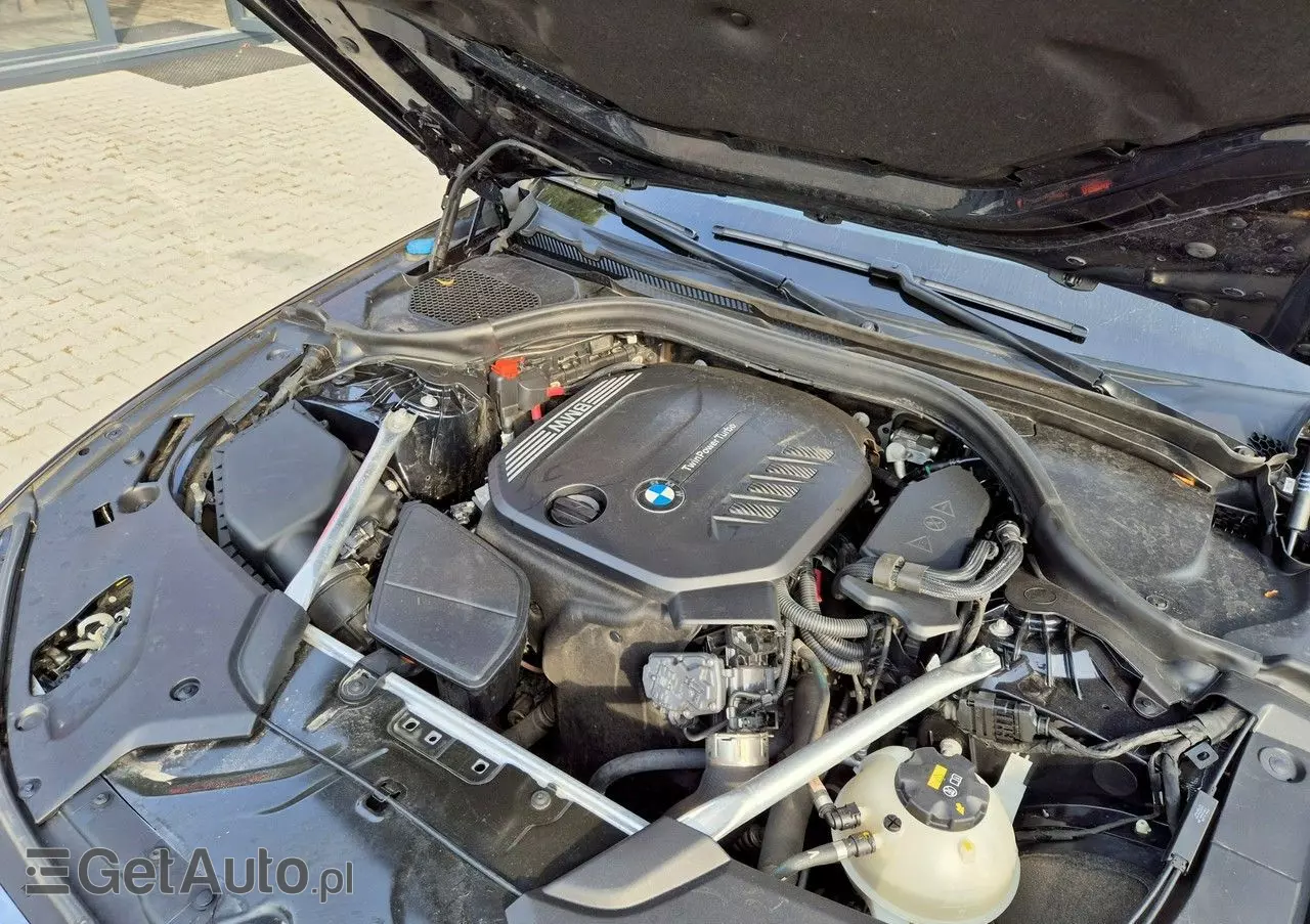 BMW Seria 5 520d xDrive