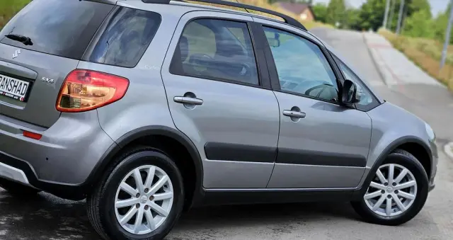 SUZUKI SX4 1.6 VVT 4x2 Style