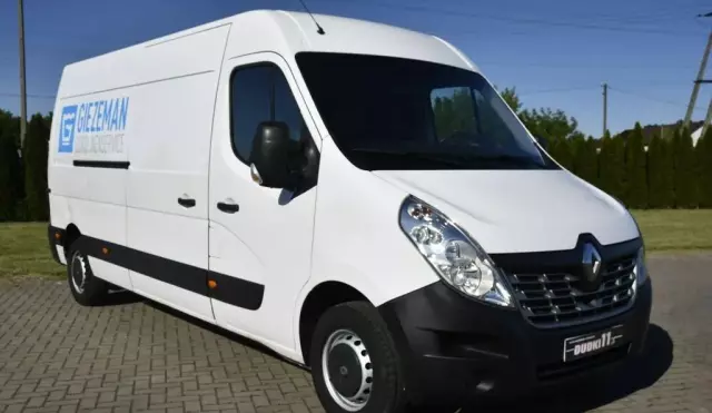 RENAULT Master 