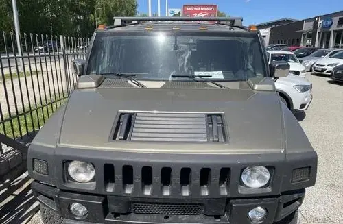HUMMER H2 