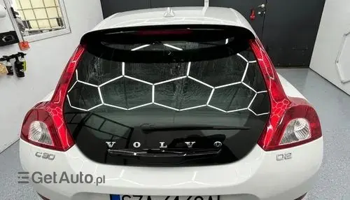 VOLVO C30 